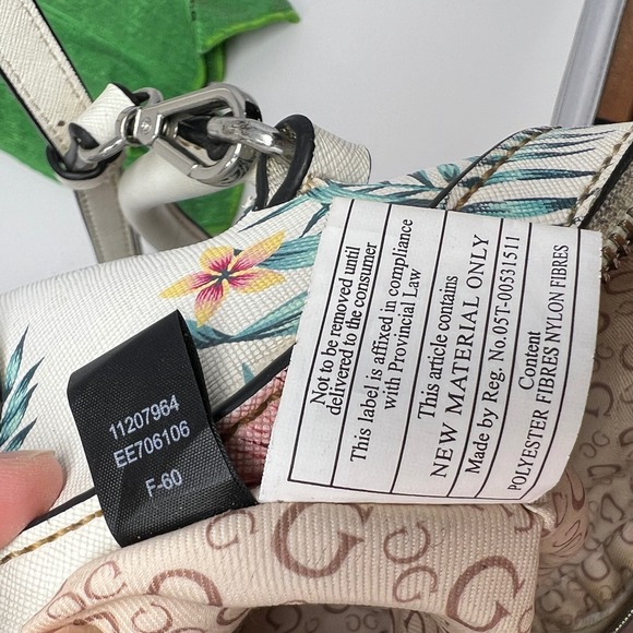 GUESS White Floral Tropical Hibiscus Dome Satchel Crossbody Bag Silver Hardware - Picture 14 of 16